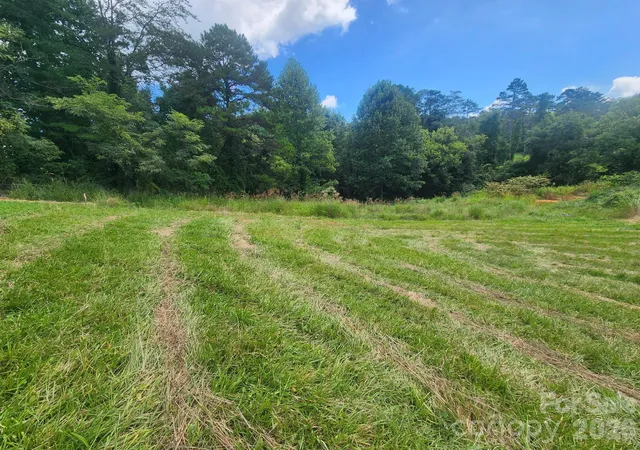 3rd image of 22 Setter Ln #3, Weaverville, NC 28787 | MLS# 4416299