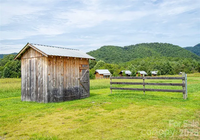 Photo 4 of House for sale at 1295 Paint Rock Rd, Hot Springs, NC 28743 | MLS# 4416306 | Listing updated on 2026-09-01