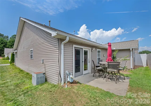 Photo 3 of Condo for sale at 156 Chesire Way, Fletcher, NC 28732 | MLS# 4416313 | Listing updated on 2026-09-05
