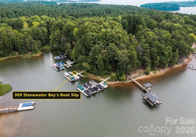 Photo 4 of Single family home for sale at 309 Stonewater Bay Ln, Mount Holly, NC 28120 | MLS# 4416321 | Listing updated on 2026-10-06