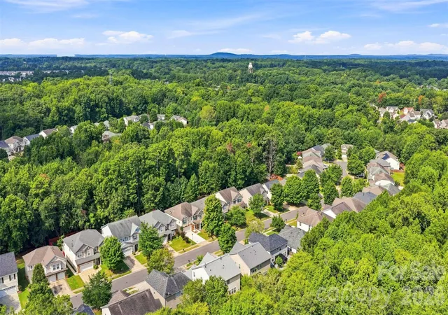 35th image of 15614 Normans Landing Dr, Charlotte, NC 28273 | MLS# 4416333