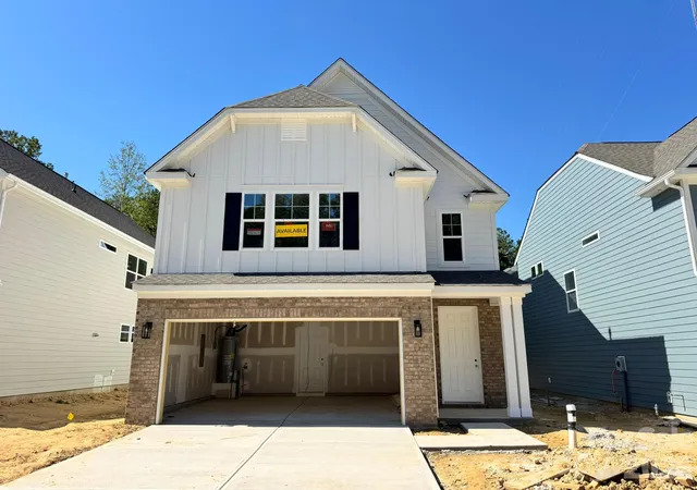 Photo 2 of Single family home for sale at 13135 Foxberry Rd, Charlotte, NC 28213 | MLS# 4416339 | Listing updated on 2026-10-08