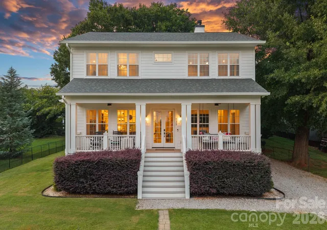 1st image of 135 Surfside Ln, Mooresville, NC 28117 | MLS# 4416350