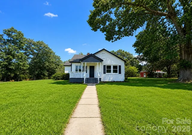 1st image of 302 S Myrtle School Rd, Gastonia, NC 28052 | MLS# 4416355