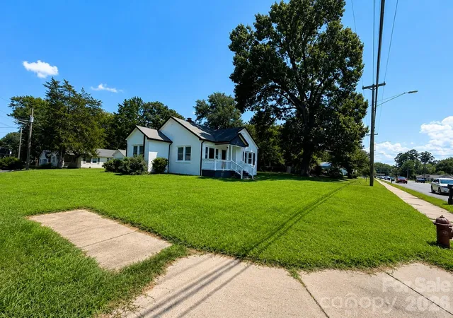 4th image of 302 S Myrtle School Rd, Gastonia, NC 28052 | MLS# 4416355