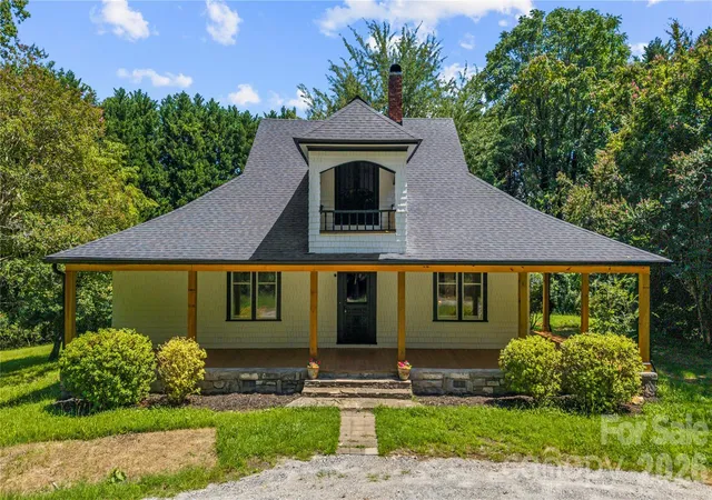 1st image of 103 Hyde Ave, Tryon, NC 28782 | MLS# 4416378
