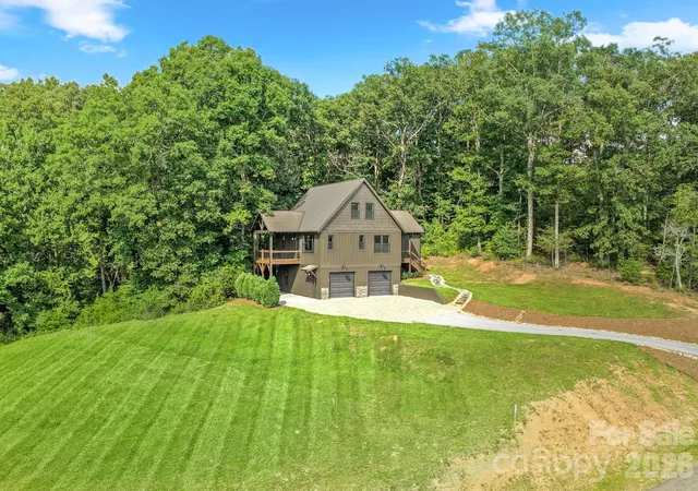 1st image of 340 Porter Creek Dr, Franklin, NC 28734 | MLS# 4416379