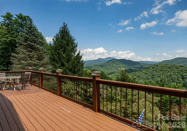 Photo 3 of Single family home for sale at 95 Splendor Ridge, Waynesville, NC 28785 | MLS# 4416384 | Listing updated on 2026-09-27