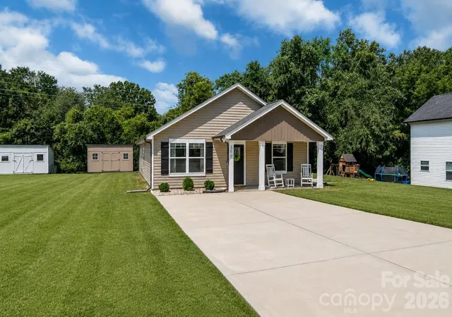 Photo 2 of Single family home for sale at 360 Sexton St, Kannapolis, NC 28081 | MLS# 4416394 | Listing updated on 2026-09-30