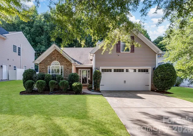 1st image of 4311 Wiregrass Rd, Fort Mill, SC 29707 | MLS# 4416404