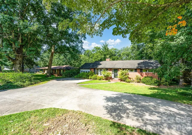 5th image of 427 S Magnolia St, Mooresville, NC 28115 | MLS# 4416424