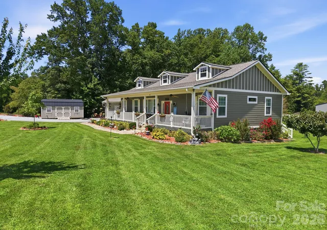 3rd image of 60 Shacoba Ln #1, Hendersonville, NC 28792 | MLS# 4416430