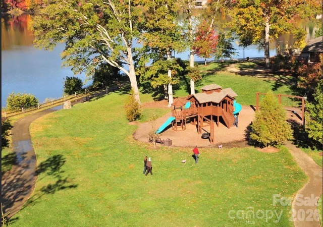 17th image of 33 Gray Duster Cir, Biltmore Lake, NC 28715 | MLS# 4416442