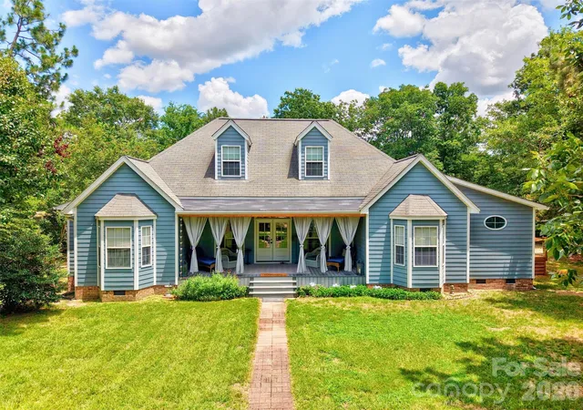 Photo 3 of Single family home for sale at 1377 Pine Rd, Camden, SC 29020 | MLS# 4416443 | Listing updated on 2026-08-23