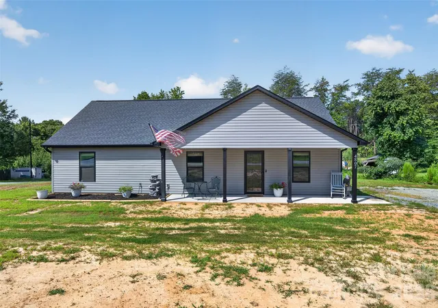 1st image of 4807 Stratford Ln #26, Denver, NC 28037 | MLS# 4416446