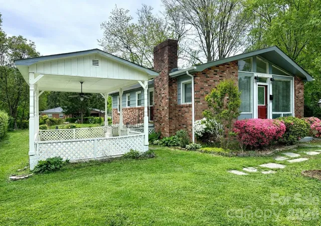 2nd image of 1003 Robinhood Ln, Kannapolis, NC 28081 | MLS# 4416450