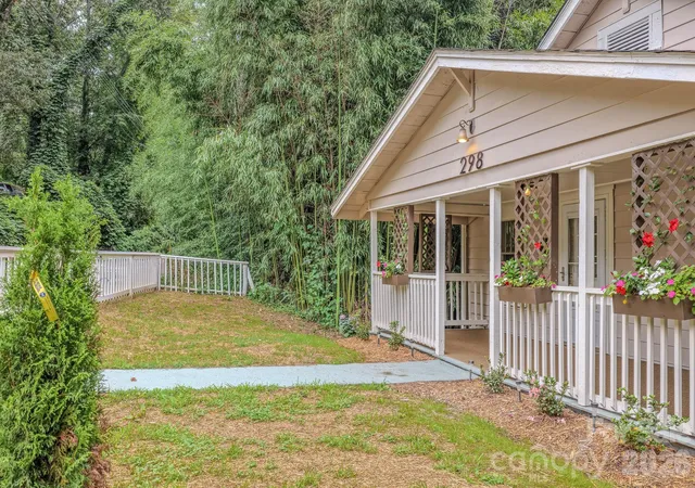 4th image of 298 State St, Asheville, NC 28806 | MLS# 4416453