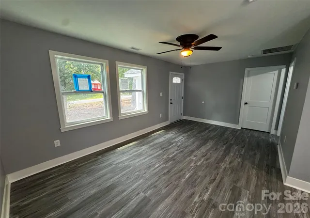 3rd image of 510 E Peachtree St, Dallas, NC 28034 | MLS# 4416454