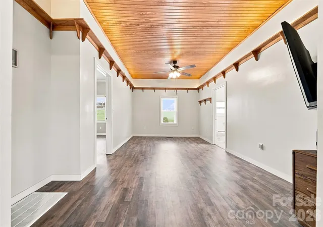 4th image of 1115 Lenoir Ave Sw, Lenoir, NC 28645 | MLS# 4416466