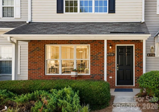 3rd image of 6720 Cypress Tree Ln, Charlotte, NC 28215 | MLS# 4416468