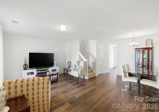 5th image of 6720 Cypress Tree Ln, Charlotte, NC 28215 | MLS# 4416468