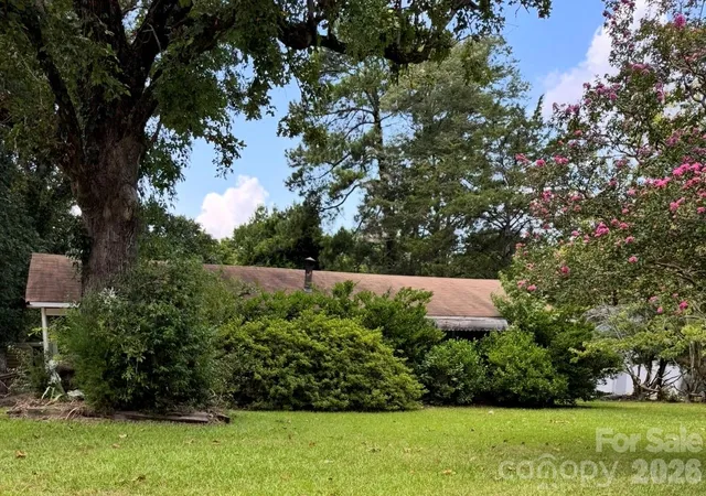 1st image of 1586 Hillcrest Ave, Lancaster, SC 29720 | MLS# 4416476