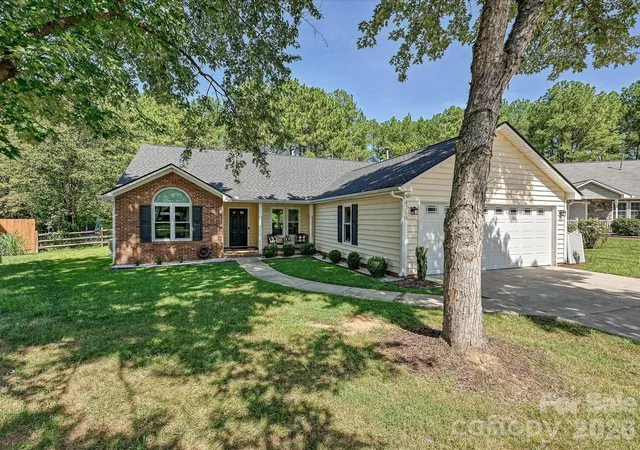 Photo 3 of Sale Pending at 4719 Granite Ct, Indian Trail, NC 28079 | MLS# 4416485 | Listing updated on 2026-09-04
