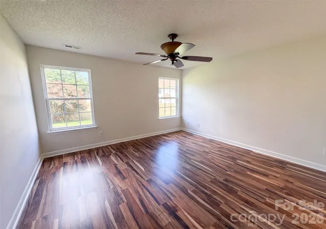 4th image of 9244 Simonton Dr, Charlotte, NC 28269 | MLS# 4416486
