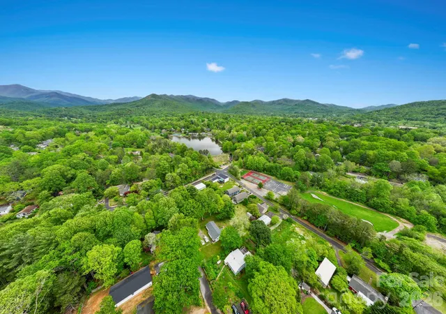 34th image of 169 And 171 Cragmont Rd, Black Mountain, NC 28711 | MLS# 4416488