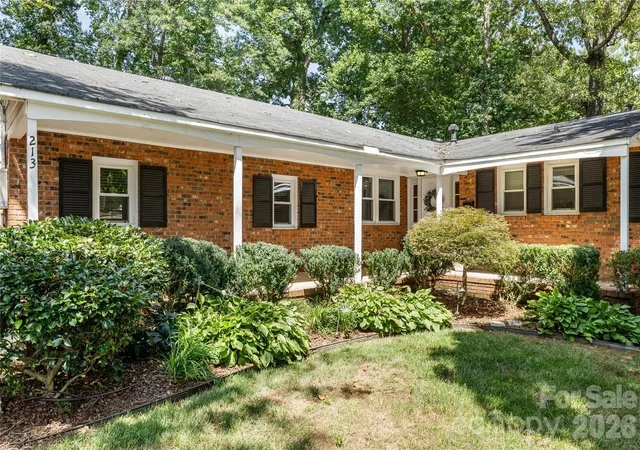 28th image of 213 Dogwood Dr, Mount Holly, NC 28120 | MLS# 4416492