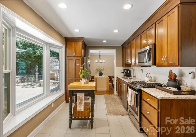 Photo 3 of Sale Pending at 213 Dogwood Dr, Mount Holly, NC 28120 | MLS# 4416492 | Listing updated on 2026-09-20