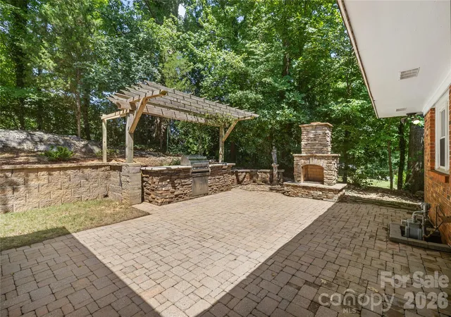 Photo 4 of Sale Pending at 213 Dogwood Dr, Mount Holly, NC 28120 | MLS# 4416492 | Listing updated on 2026-09-20