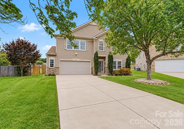 Photo 1 of Single family home for sale at 329 Farm Springs Dr, Mount Holly, NC 28120 | MLS# 4416504 | Listing updated on 2026-10-05
