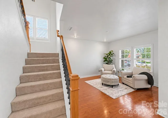 Photo 4 of Single family home for sale at 329 Farm Springs Dr, Mount Holly, NC 28120 | MLS# 4416504 | Listing updated on 2026-10-05