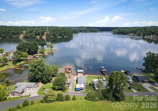Photo 2 of Single family home for sale at 4928 Northcrest St, Claremont, NC 28610 | MLS# 4416537 | Listing updated on 2026-10-05