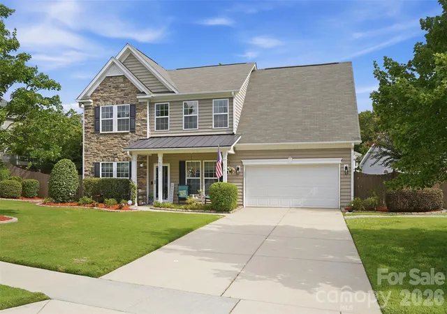 Photo 2 of Single family home for sale at 6511 Fieldstone Manor Dr, Matthews, NC 28105 | MLS# 4416546 | Listing updated on 2026-10-07