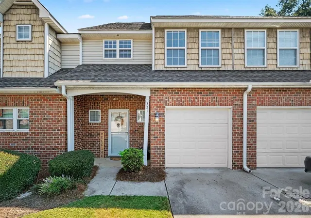 Photo 1 of Townhouse for sale at 321 Valley Brook Ln Se, Concord, NC 28025 | MLS# 4416557 | Listing updated on 2026-09-25