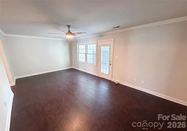 Photo 3 of Townhouse for sale at 8042 Regent Park Ln, Charlotte, NC 28210 | MLS# 4416558 | Listing updated on 2026-10-01