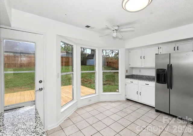 Photo 4 of Single family home for sale at 1336 Yorkdale Dr, Charlotte, NC 28217 | MLS# 4416560 | Listing updated on 2026-10-02