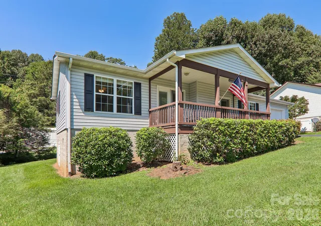 5th image of 117 Pinellas Ln, Waynesville, NC 28785 | MLS# 4416573