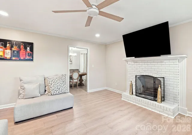 4th image of 436 Peace Haven Rd, Winston Salem, NC 27103 | MLS# 4416574