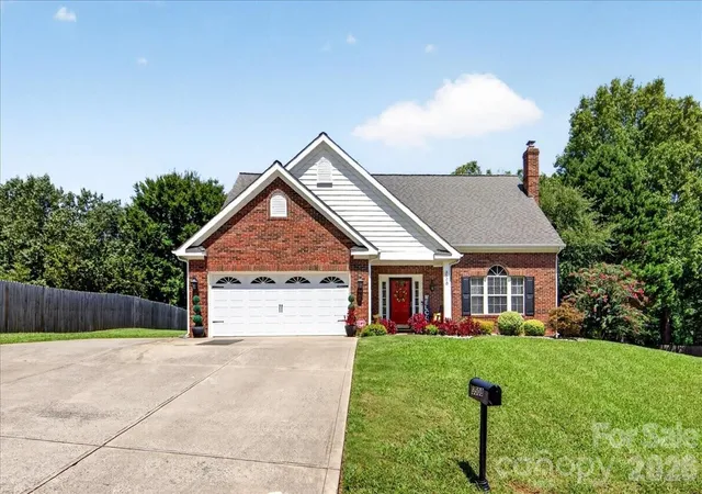 Photo 1 of Single family home for sale at 3508 Mallard Cove Ct, Charlotte, NC 28269 | MLS# 4416576 | Listing updated on 2026-08-29