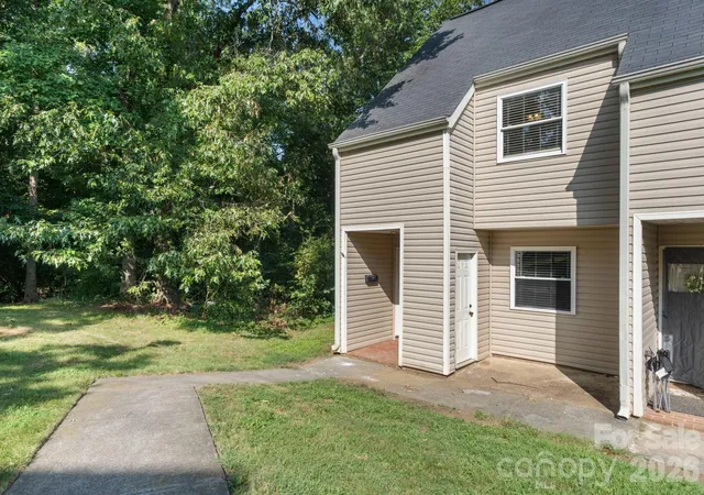 1st image of 9149 Spyglass Pl, Charlotte, NC 28214 | MLS# 4416583