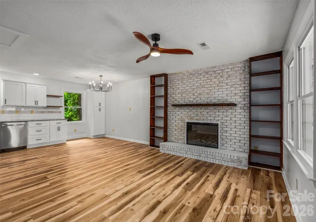 Photo 1 of Single family home for sale at 248 Harriet Ln, Statesville, NC 28625 | MLS# 4416596 | Listing updated on 2026-09-27
