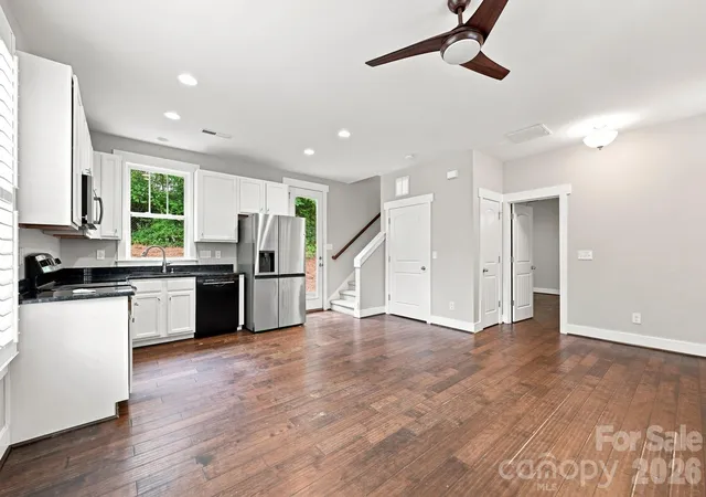 Photo 3 of Single family home for sale at 146 Mock Rd, Davidson, NC 28036 | MLS# 4416628 | Listing updated on 2026-09-28