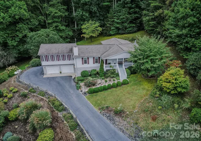 Photo 1 of Single family home for sale at 71 Reserve Dr, Burnsville, NC 28714 | MLS# 4416631 | Listing updated on 2026-10-02