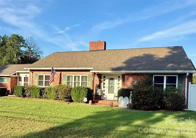 34th image of 401 S Mulberry St, Cherryville, NC 28021 | MLS# 4416640