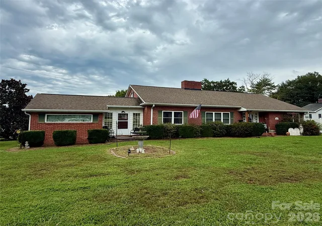 2nd image of 401 S Mulberry St, Cherryville, NC 28021 | MLS# 4416640