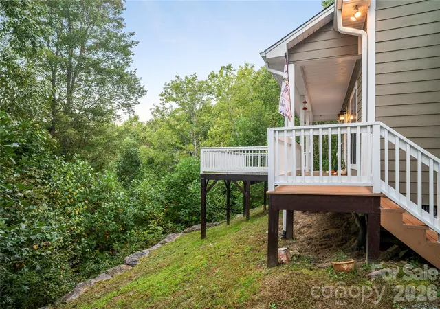 Photo 4 of Single family home for sale at 265 Raven Top Dr, Penrose, NC 28766 | MLS# 4416645 | Listing updated on 2026-10-01