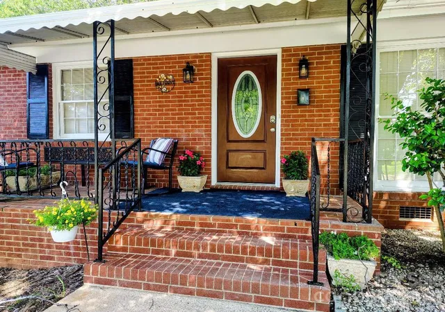 3rd image of 406 S Shaver St, Salisbury, NC 28144 | MLS# 4416655